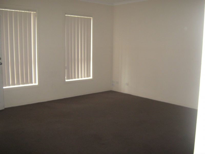 37 Lahy Street, St Albans VIC 3021