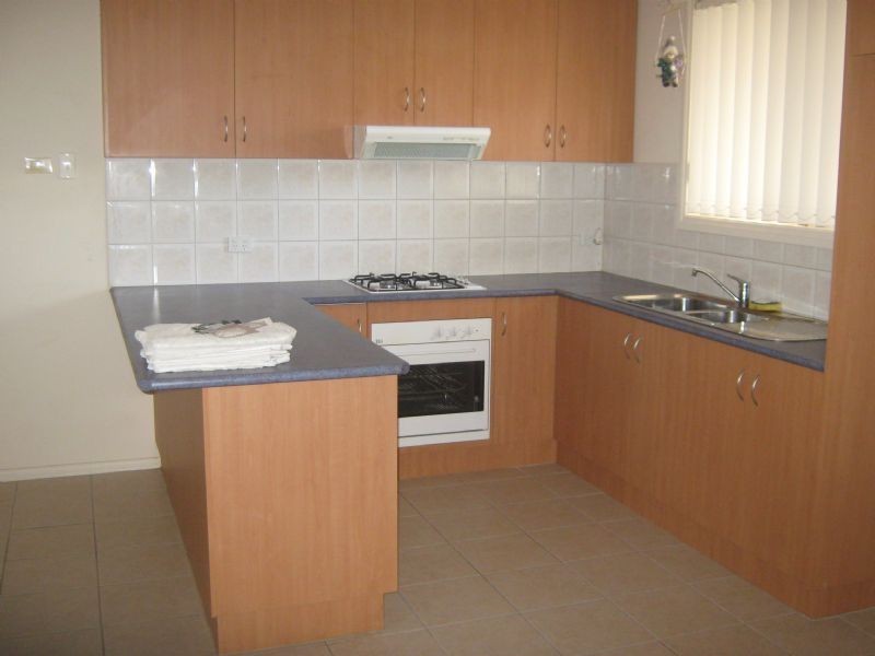 37 Lahy Street, St Albans VIC 3021