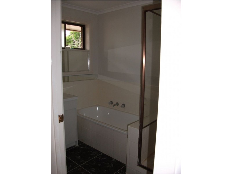 20 Kurung Drive, St Albans VIC 3021