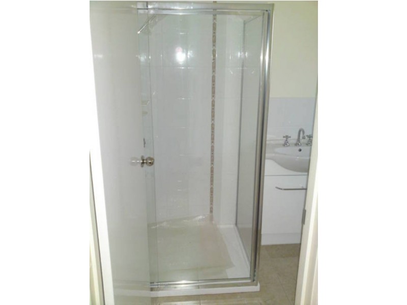 15 Lilly Pilly Crescent, St Albans VIC 3021