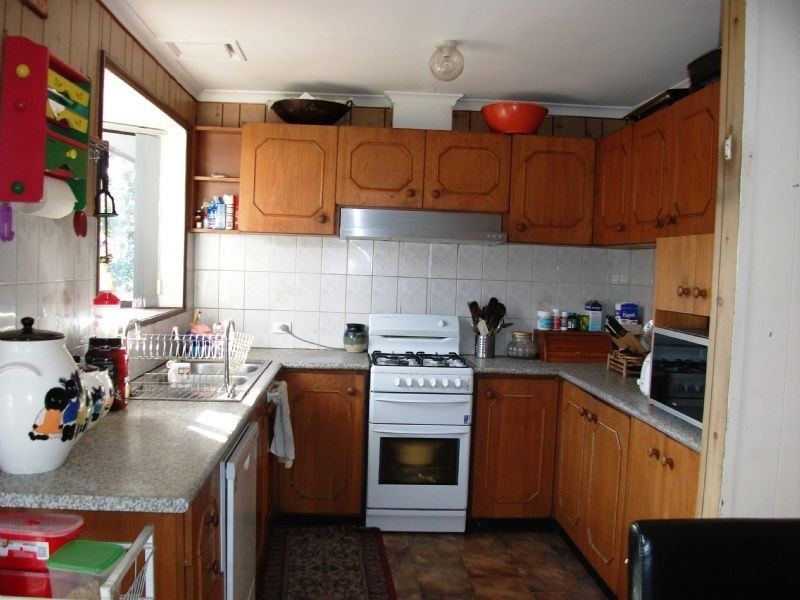 39 Gillespie Road, St Albans VIC 3021