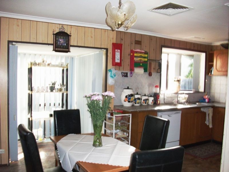 39 Gillespie Road, St Albans VIC 3021