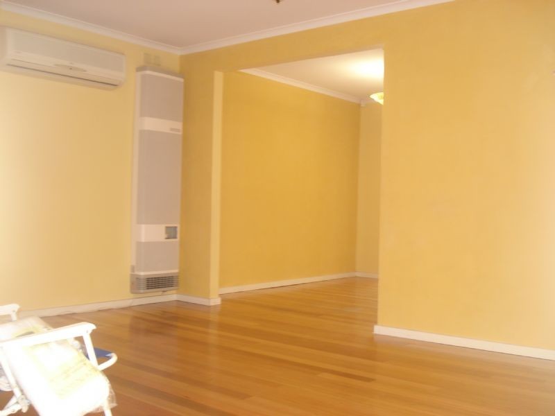 5 TRENTON CLOSE, Albanvale VIC 3021