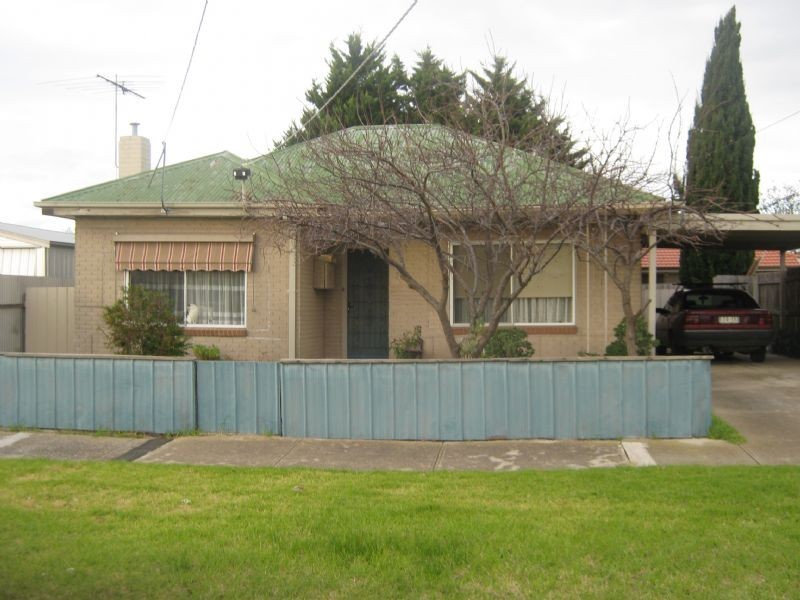 28 Cleveland Street, St Albans VIC 3021