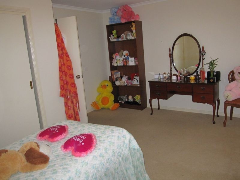 1/70 William Street, St Albans VIC 3021