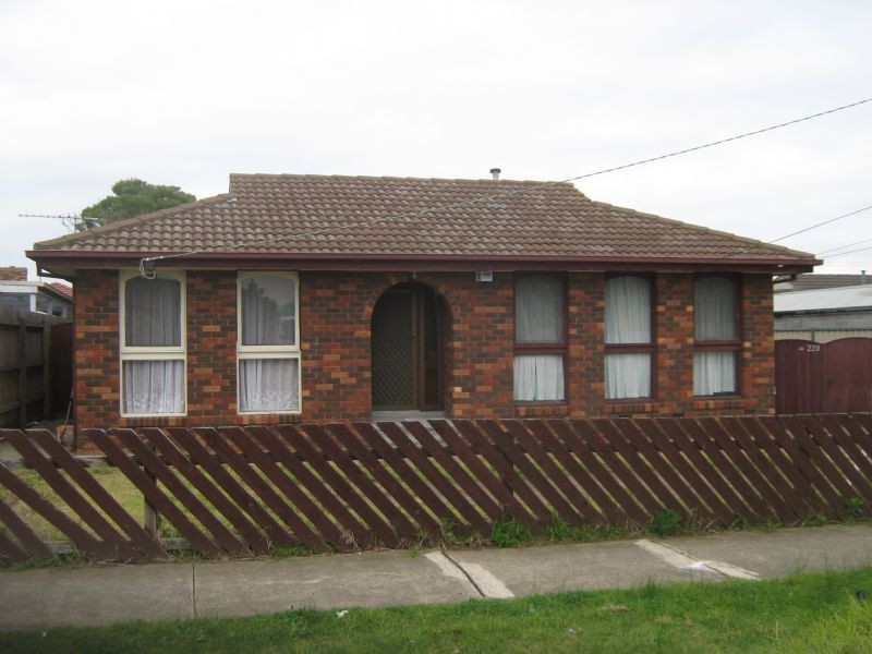 223 Furlong Road, St Albans VIC 3021