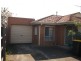 2/32 James Street, St Albans VIC 3021