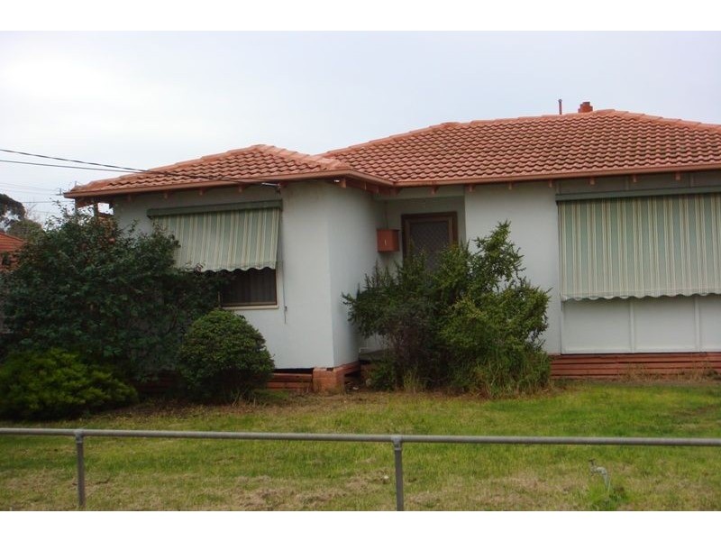 1 Snowden Street, Laverton VIC 3028