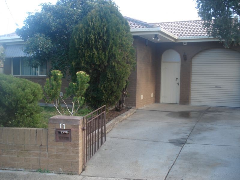 11 BORODA COURT, St Albans VIC 3021