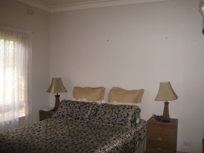 1/15 Albert Crescent, St Albans VIC 3021