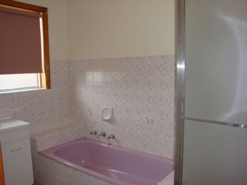 31 LIMA STREET, St Albans VIC 3021