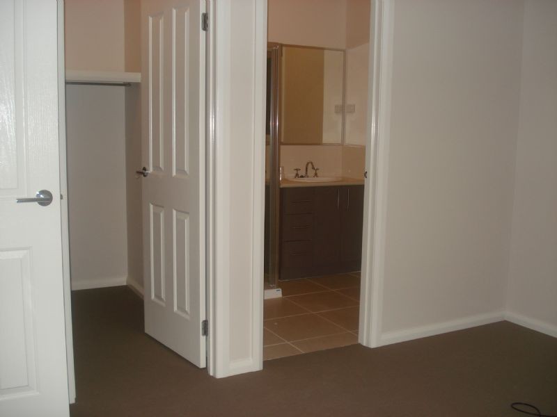 7 BUNKER CIRCUIT, Deer Park VIC 3023