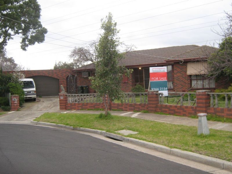 6 Urban Place, St Albans VIC 3021