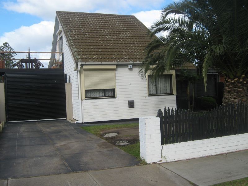 42 Millawa Avenue, St Albans VIC 3021