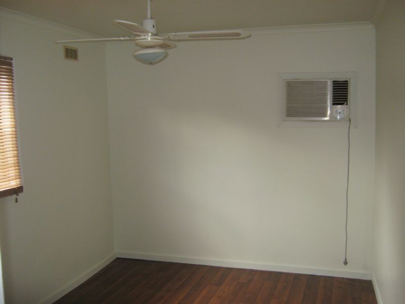 42 Millawa Avenue, St Albans VIC 3021