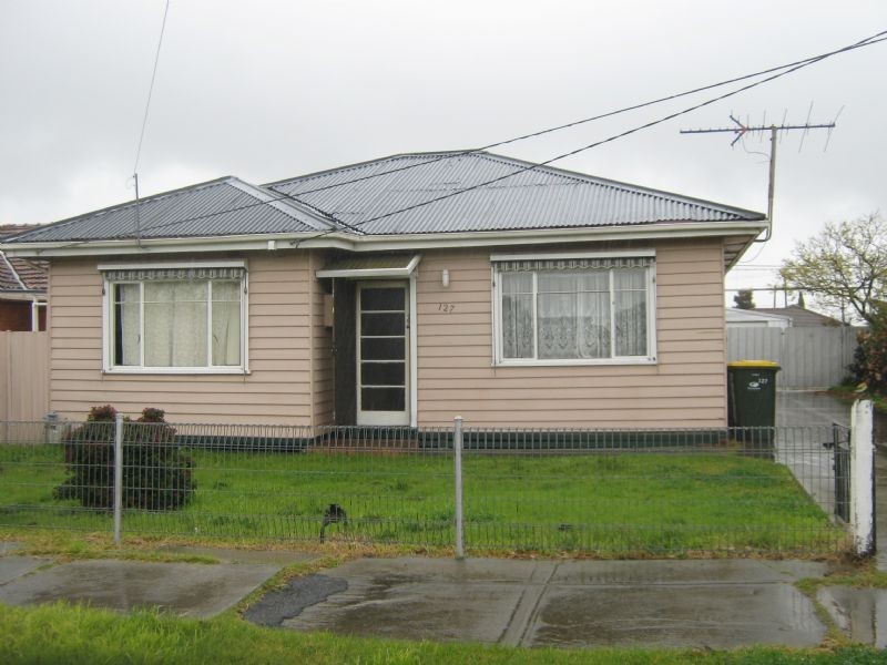 127 William Street, St Albans VIC 3021