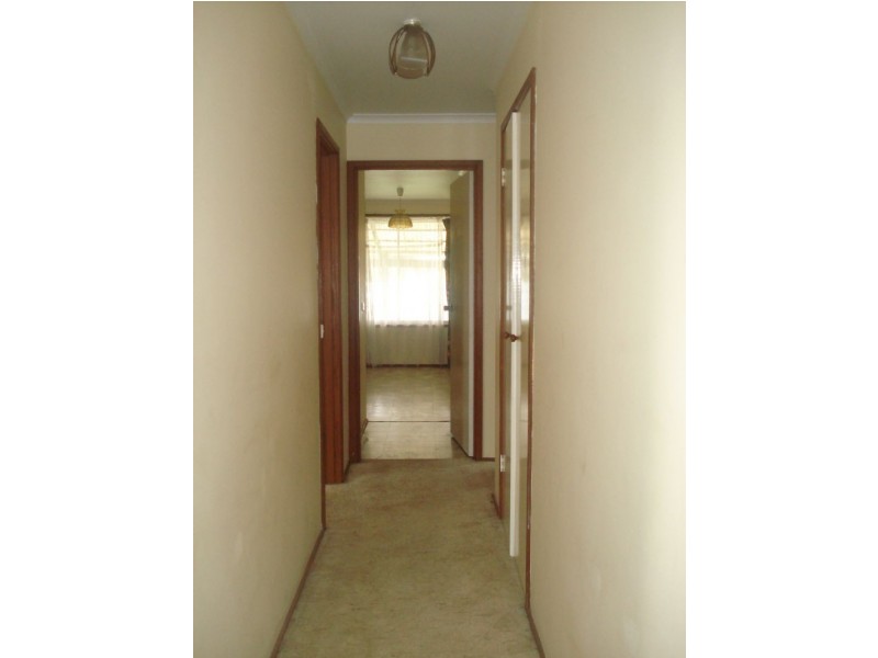 4 BALLIN STREET, Kings Park VIC 3021