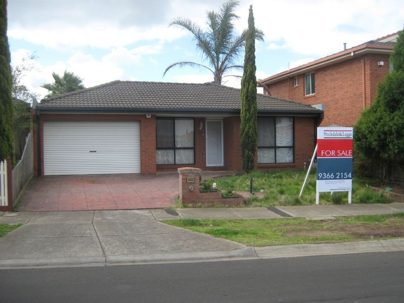 10 Aitken Drive, Delahey VIC 3037