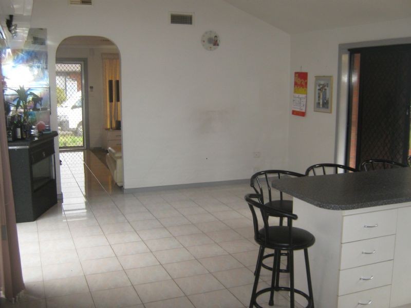 10 Aitken Drive, Delahey VIC 3037