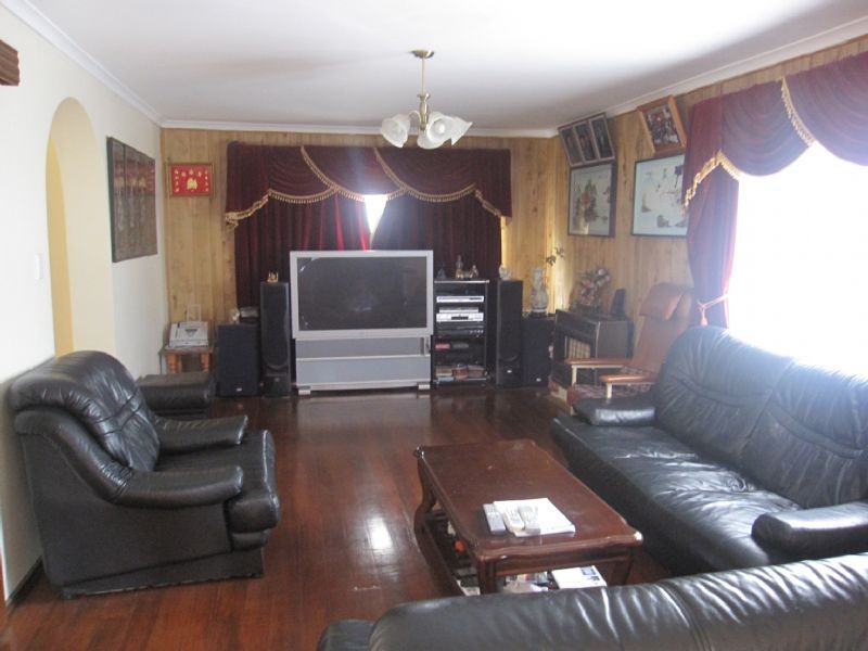 22 Gillespie Road, St Albans VIC 3021