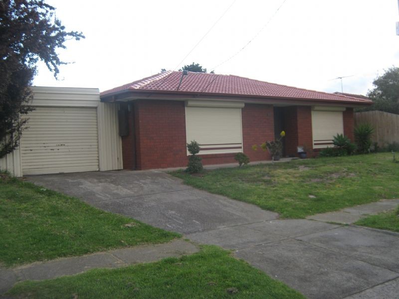 147 Denton Avenue, St Albans VIC 3021