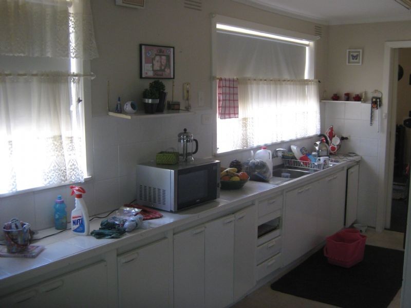 27 Grantham Parade, St Albans VIC 3021