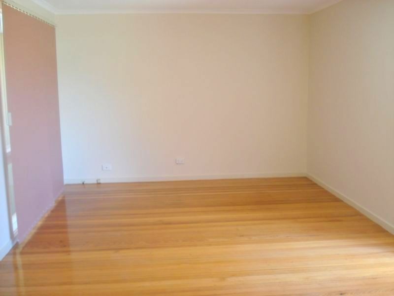 6 Magnolia Avenue, Kings Park VIC 3021