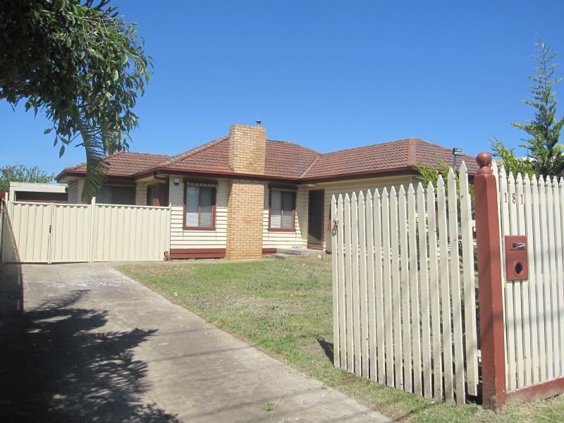 181 Taylors Rd, St Albans VIC 3021