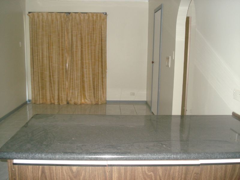 32 Stradbroke Drive, St Albans VIC 3021