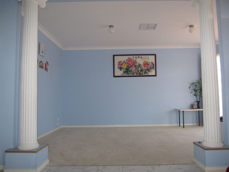 Cairnlea VIC 3023