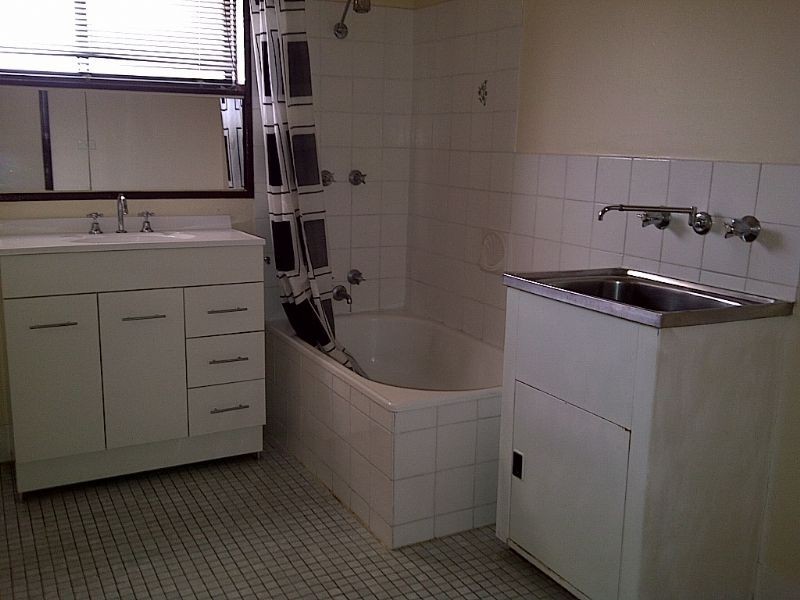 3/25 CHARLES STREET, St Albans VIC 3021