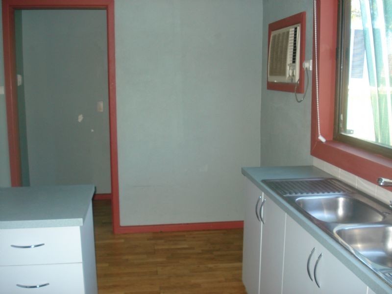 23 BERNBANKS AVENUE, St Albans VIC 3021