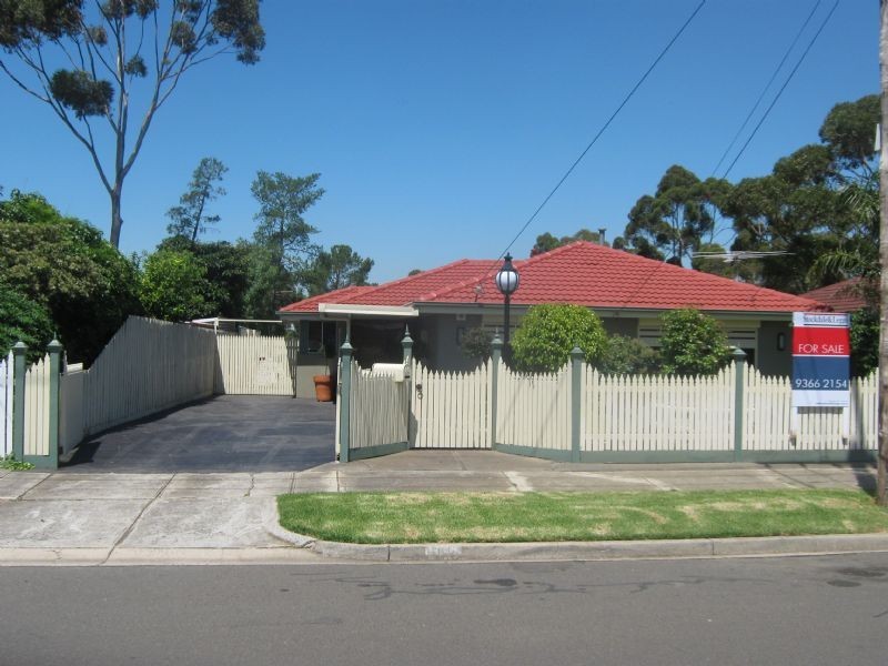 10 Nariel rd, St Albans VIC 3021