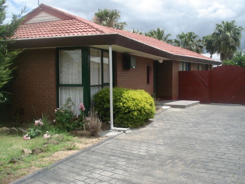 37 Ferris Avenue, Deer Park VIC 3023