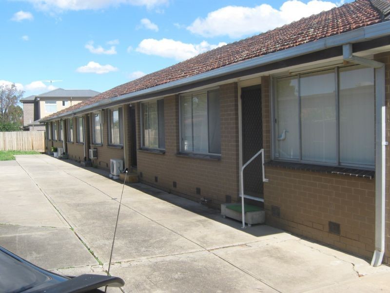 5/112 East Esplanade, St Albans VIC 3021