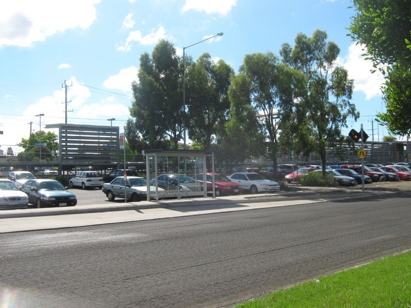 5/112 East Esplanade, St Albans VIC 3021