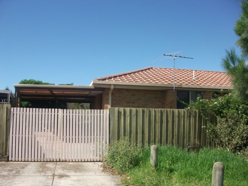 21 Basalt Court, Delahey VIC 3037