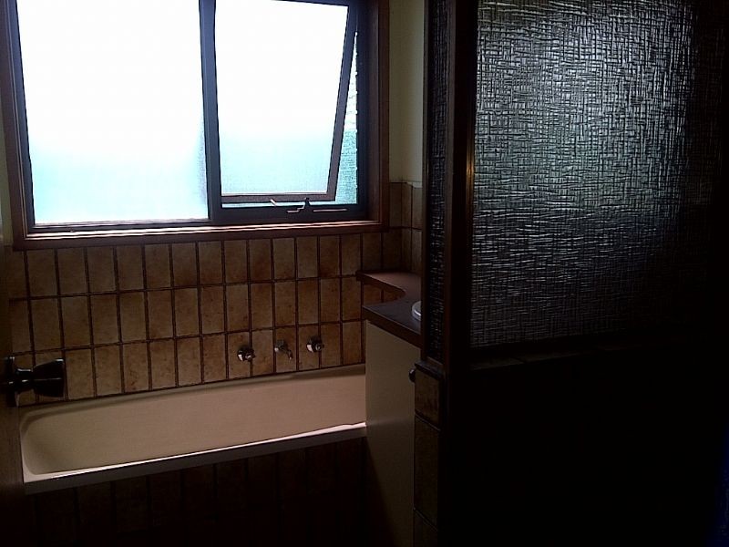 4 TREMAINE AVENUE, Kings Park VIC 3021