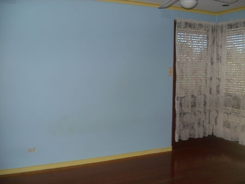 1/50 LESLIE STREET, St Albans VIC 3021