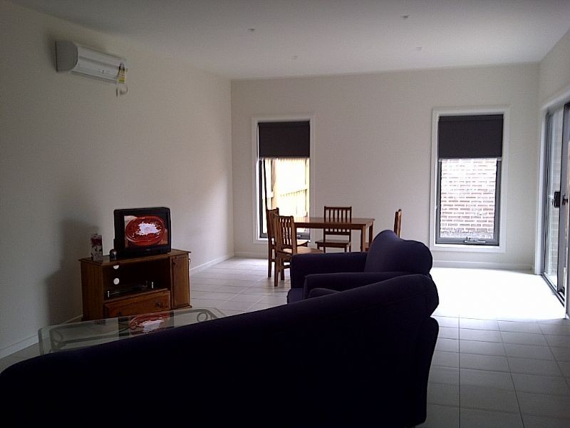 16 LANGLEY STREET, Ardeer VIC 3022