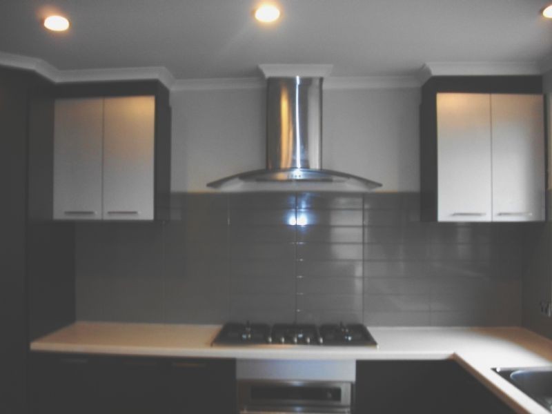 38 Camelot Drive, St Albans VIC 3021