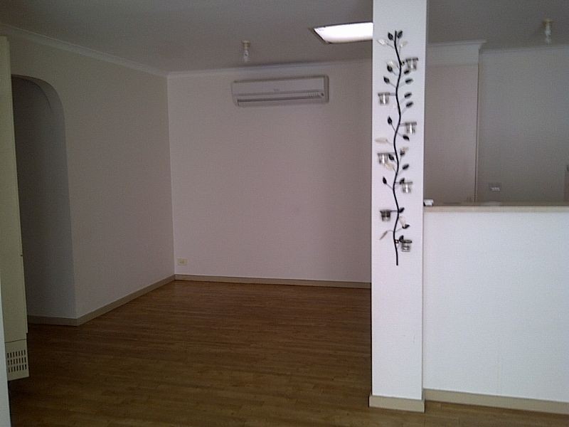 39 MAGNOLIA STREET, St Albans VIC 3021