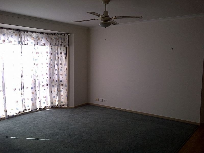 39 MAGNOLIA STREET, St Albans VIC 3021