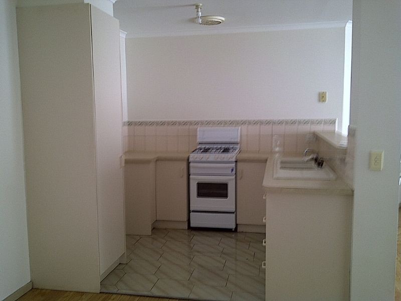 39 MAGNOLIA STREET, St Albans VIC 3021