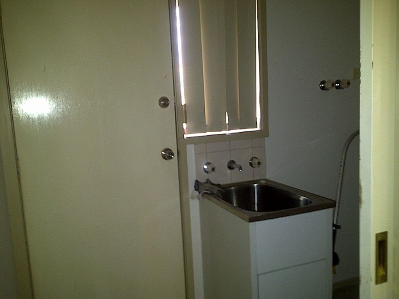 39 MAGNOLIA STREET, St Albans VIC 3021