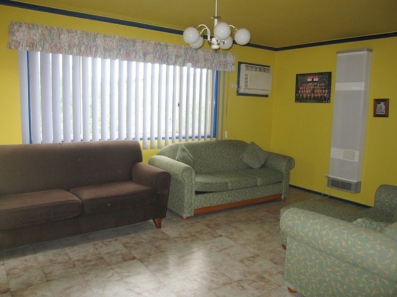 142 BIGGS STREET, St Albans VIC 3021