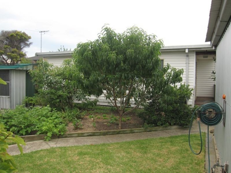 142 BIGGS STREET, St Albans VIC 3021