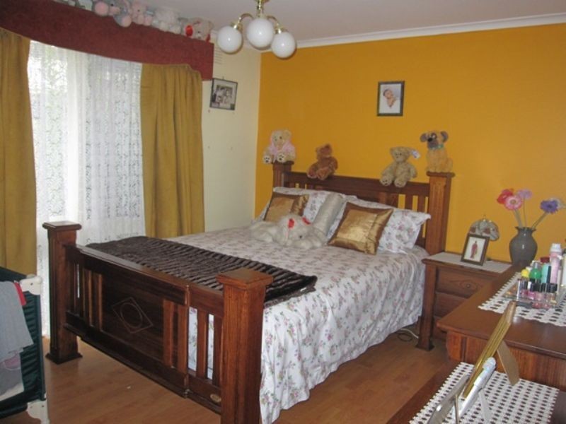 218 Sunshine Ave, Kealba VIC 3021