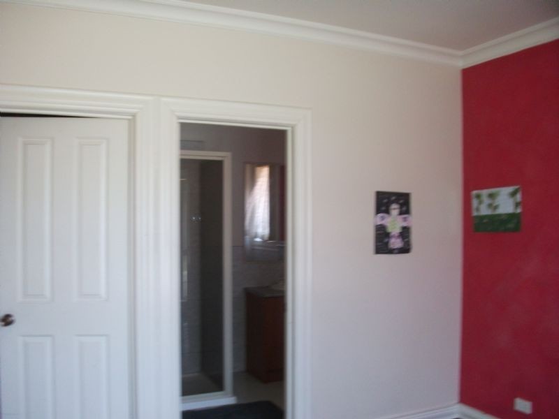 23 Leckie Drive, St Albans VIC 3021