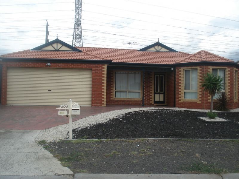 119 Moonstone Circuit, St Albans VIC 3021